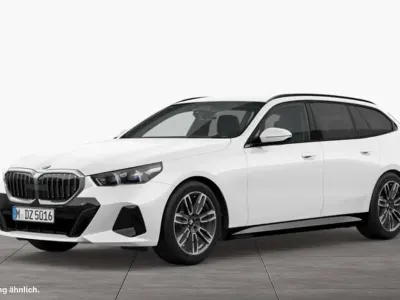 Gebraucht BMW 520 M Sport 197 PS (144 kW) 2024 Weiß Kombi