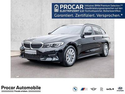 Gebraucht BMW 330e Sport Line 292 PS (214 kW) 2022 Schwarz Kombi