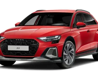 Gebraucht Audi A3 e-tron Ambiente 204 PS (150 kW) 2025 Progressivrot Kleinwagen