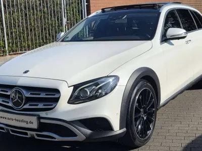 Gebraucht Mercedes E350 258 PS (189 kW) 2017 Diamantweiss  metalliclack Kombi