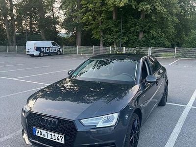 Gebraucht Audi A4 S-Line 150 PS (110 kW) 2017 Grau Limousine