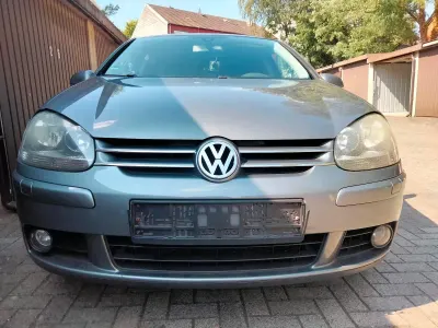 Gebraucht VW Golf V 122 PS (89 kW) 2008 Grau Kleinwagen