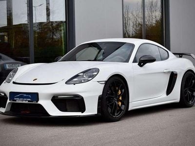 Porsche Cayman GT4