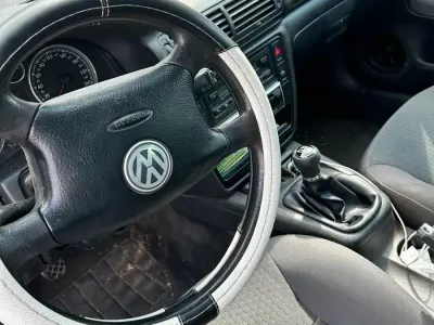 Gebraucht VW Passat 131 PS (96 kW) 2005 Grün Kombi