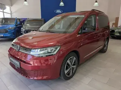 Gebraucht VW Caddy Move 122 PS (89 kW) 2021 Rot Van / Kleinbus