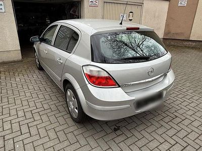 Gebraucht Opel Astra 125 PS (91 kW) 2004 Grau Limousine
