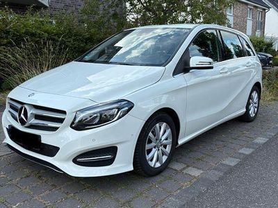 Mercedes B180