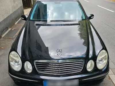 Gebraucht Mercedes E320 Avantgarde 204 PS (150 kW) 2003 Schwarz Kombi