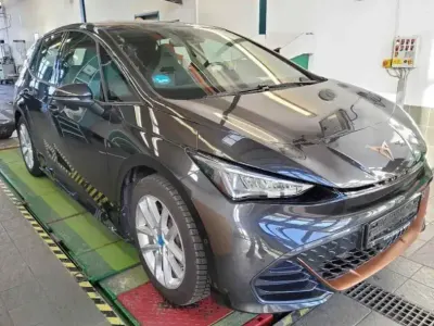 Usata Cupra Born 150 kW (204 CV) 2023 Grigio Utilitaria