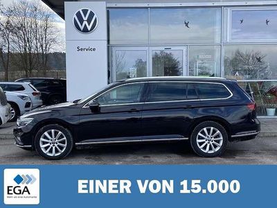 Schwarz metallic Gebraucht 2022 VW Passat Elegance Kombi | 30.470 € (Teuer)