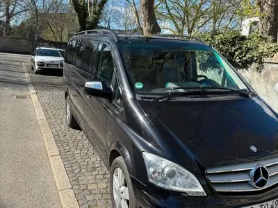 Używany Mercedes Viano Avantgarde 224 KM (164 kW) 2012 Czarny Minivan