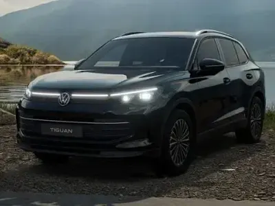 Gebraucht VW Tiguan Life 150 PS (110 kW) 2025 Grenadilla black metallic SUV