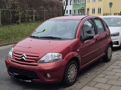 Rot Gebraucht 2005 Citroën C3 Comfort Limousine | 1.800 € (Guter Preis)