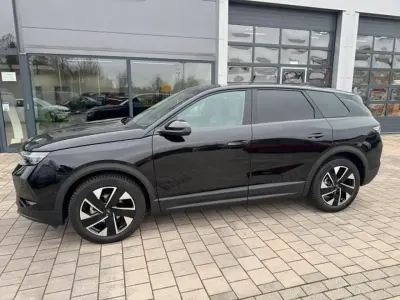 Używany Opel Grandland X 136 KM (100 kW) 2025 Czarny SUV