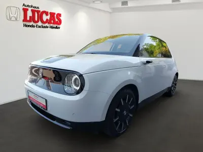 Käytetty Honda e