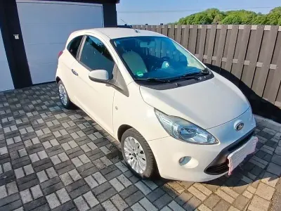 Gebraucht Ford Ka Titanium 69 PS (50 kW) 2010 Weiß Kleinwagen