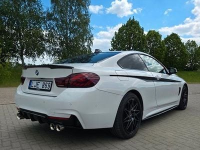 Gebraucht BMW 428 Sport Line 245 PS (180 kW) 2015 Weiß Coupé