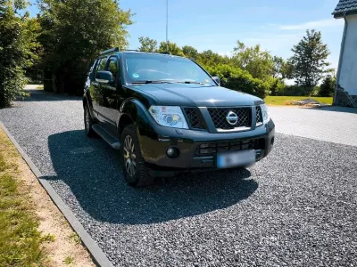 Gebraucht Nissan Pathfinder 231 PS (169 kW) 2011 Schwarz SUV