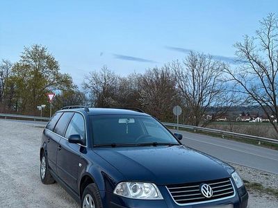 Gebraucht VW Passat 130 PS (95 kW) 2002 Blau Kombi
