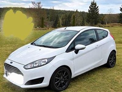 Second-hand Ford Fiesta SYNC Edition 82 CP (60 kW) 2014 Alb Hatchback