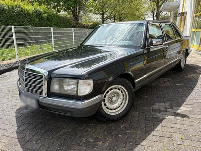 Second-hand Mercedes 500 231 CP (169 kW) 1985 Negru Berlinǎ