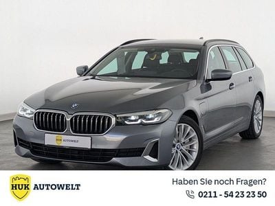 Gebraucht BMW 530e Luxury Line 292 PS (214 kW) 2022 Bluestone Limousine