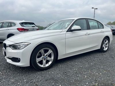 Gebraucht BMW 320 Comfort Edition 184 PS (135 kW) 2014 Alpinweiss iii Limousine