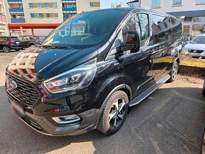 Gebraucht Ford Tourneo Active 185 PS (136 kW) 2022 Schwarz Van / Kleinbus