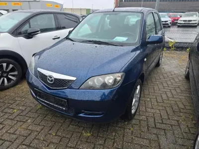 Gebraucht Mazda 2 Active 80 PS (58 kW) 2006 Blau Kleinwagen