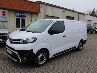 Gebraucht Toyota Proace 144 PS (105 kW) 2023 Weiß Van / Kleinbus