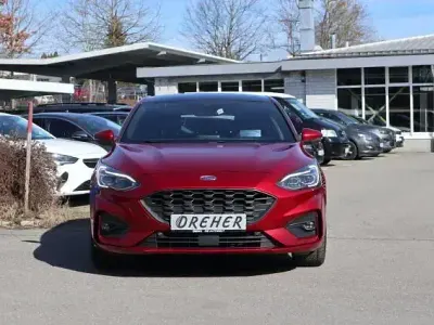 Second-hand Ford Focus ST-Line 150 CP (110 kW) 2020 Roșu Berlinǎ