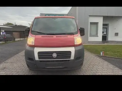 Gebraucht Fiat Ducato 100 PS (73 kW) 2012 Rot Van