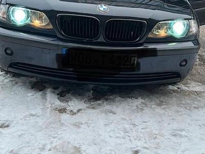 Gebraucht BMW 325 192 PS (141 kW) 2002 Blau Limousine