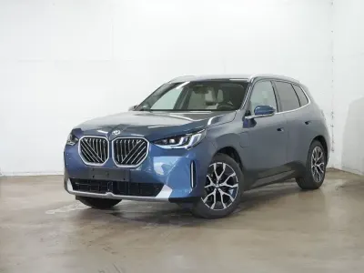 Gebraucht BMW X3 Sport Line 190 PS (139 kW) 2025 Blau SUV