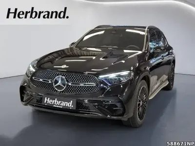 Gebraucht Mercedes GLC220 AMG 197 PS (144 kW) 2025 Metalliclack obsidianschwarz SUV