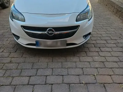 Gebraucht Opel Corsa 69 PS (50 kW) 2016 Weiß Kleinwagen