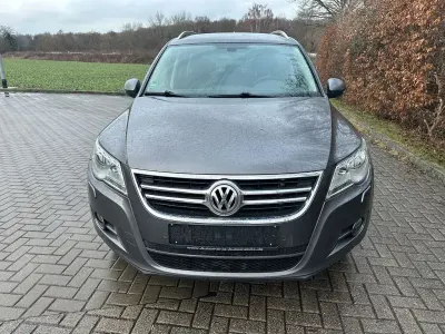 Gebraucht VW Tiguan Team 150 PS (110 kW) 2011 Grau SUV