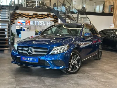 Gebraucht Mercedes C300 194 PS (142 kW) 2020 Blau Kombi