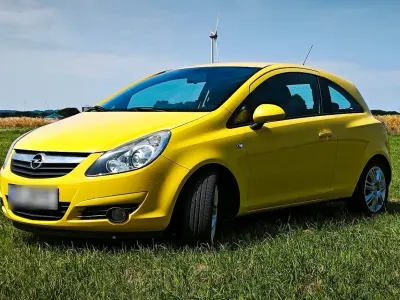 Gebraucht Opel Corsa 60 PS (44 kW) 2009 Gelb Kleinwagen