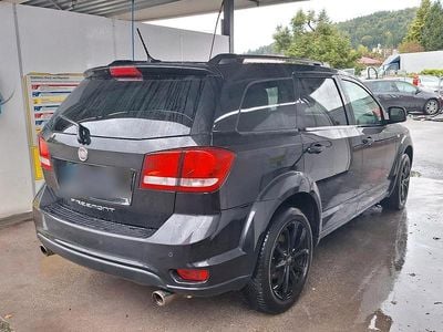 Gebraucht Fiat Freemont 170 PS (125 kW) 2011 Schwarz SUV