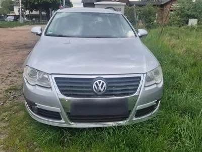 Gebraucht VW Passat 140 PS (102 kW) 2009 Silber Kombi