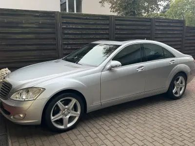 Usata Mercedes S350 272 CV (200 kW) 2005 Argento Berlina