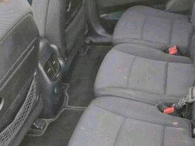 Gebraucht Kia Carens 137 PS (100 kW) 2014 Silber Van / Kleinbus