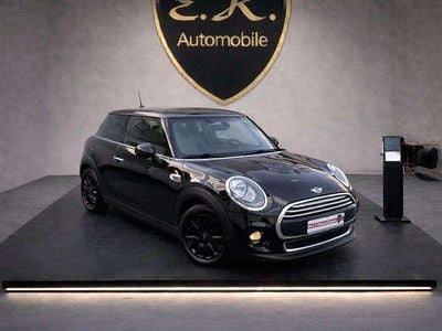 Gebraucht Mini Cooper 136 PS (100 kW) 2016 Midnight black metallic Kleinwagen