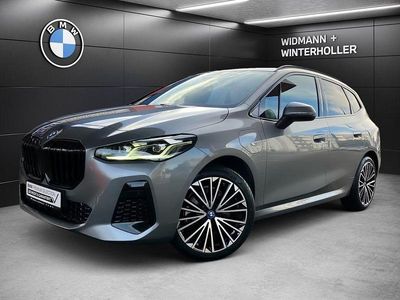 Grau Gebraucht 2022 BMW 230e Active Tourer Luxury Line Van / Kleinbus | 36.450 € (Teuer)