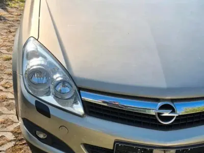 Gebraucht Opel Astra 150 PS (110 kW) 2007 Grau Cabrio