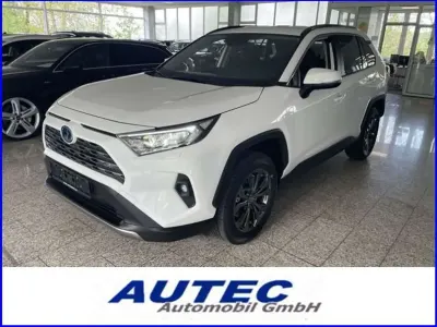 Gebraucht Toyota RAV4 Hybrid Team 218 PS (160 kW) 2022 Weiss SUV