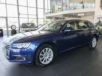 Gebraucht Audi A4 Sport 252 PS (185 kW) 2016 Blau Kombi
