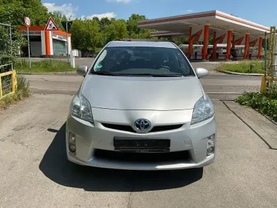 Gebraucht Toyota Prius 99 PS (72 kW) 2010 Grau Kleinwagen