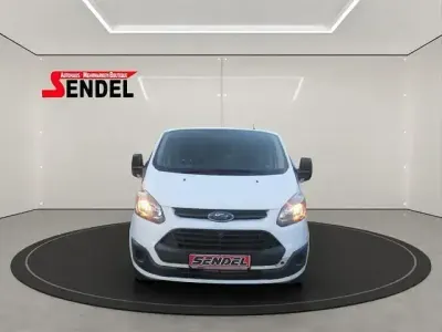 Gebraucht Ford Transit Custom 105 PS (77 kW) 2017 Weiß Van / Kleinbus